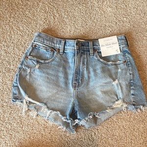 Abercrombie & Fitch Mom Shorts